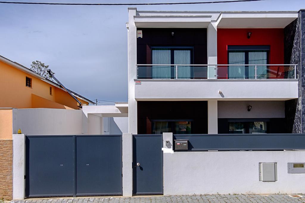 Sunset Holiday Home Fernao Ferro Exterior photo
